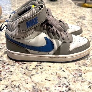 Nike Kids Borough Mid Sneakers Gray and Blue